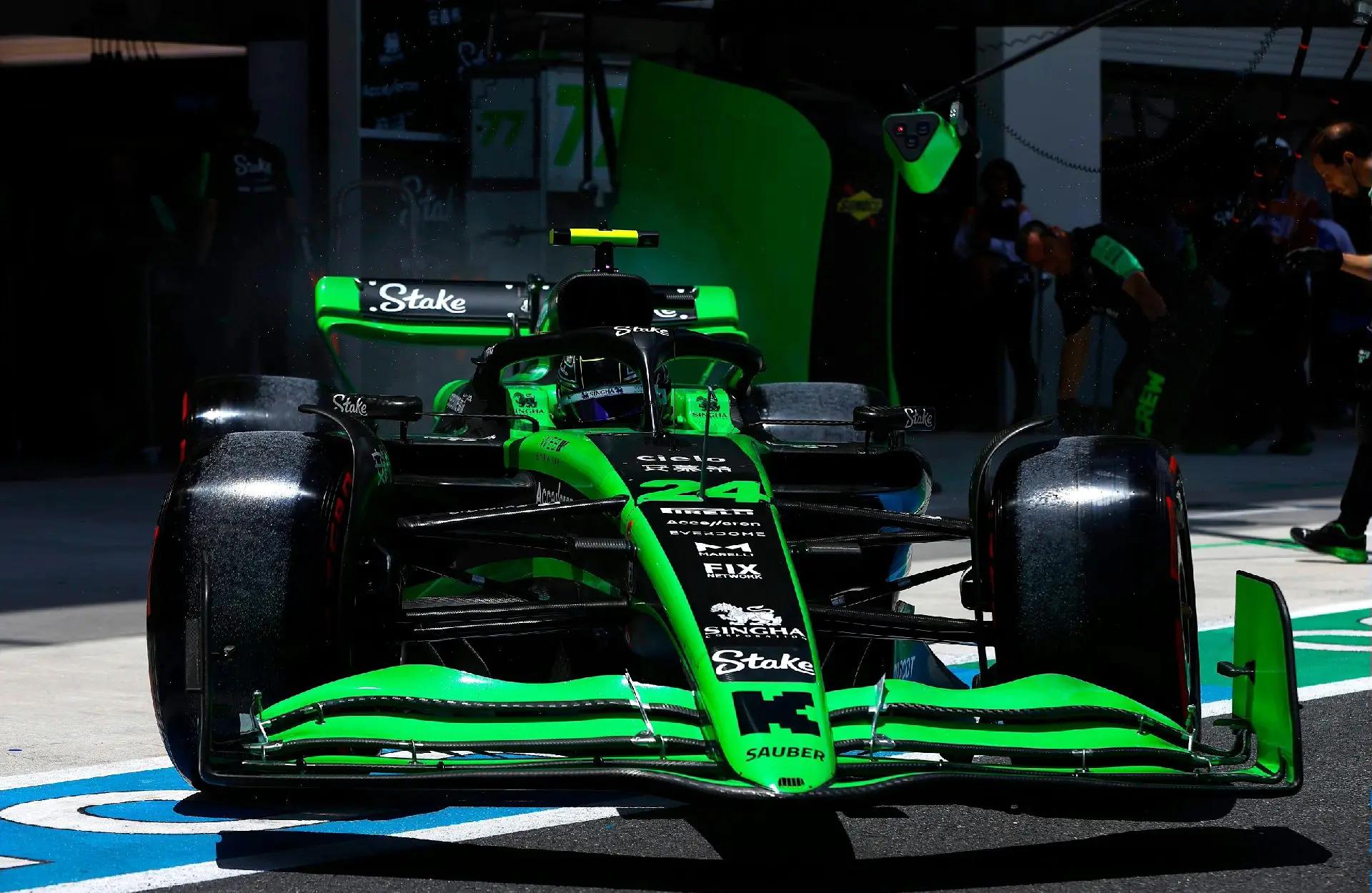 开云官方app入口-迈凯伦鏖战法拉利，维斯塔潘点燃赛场