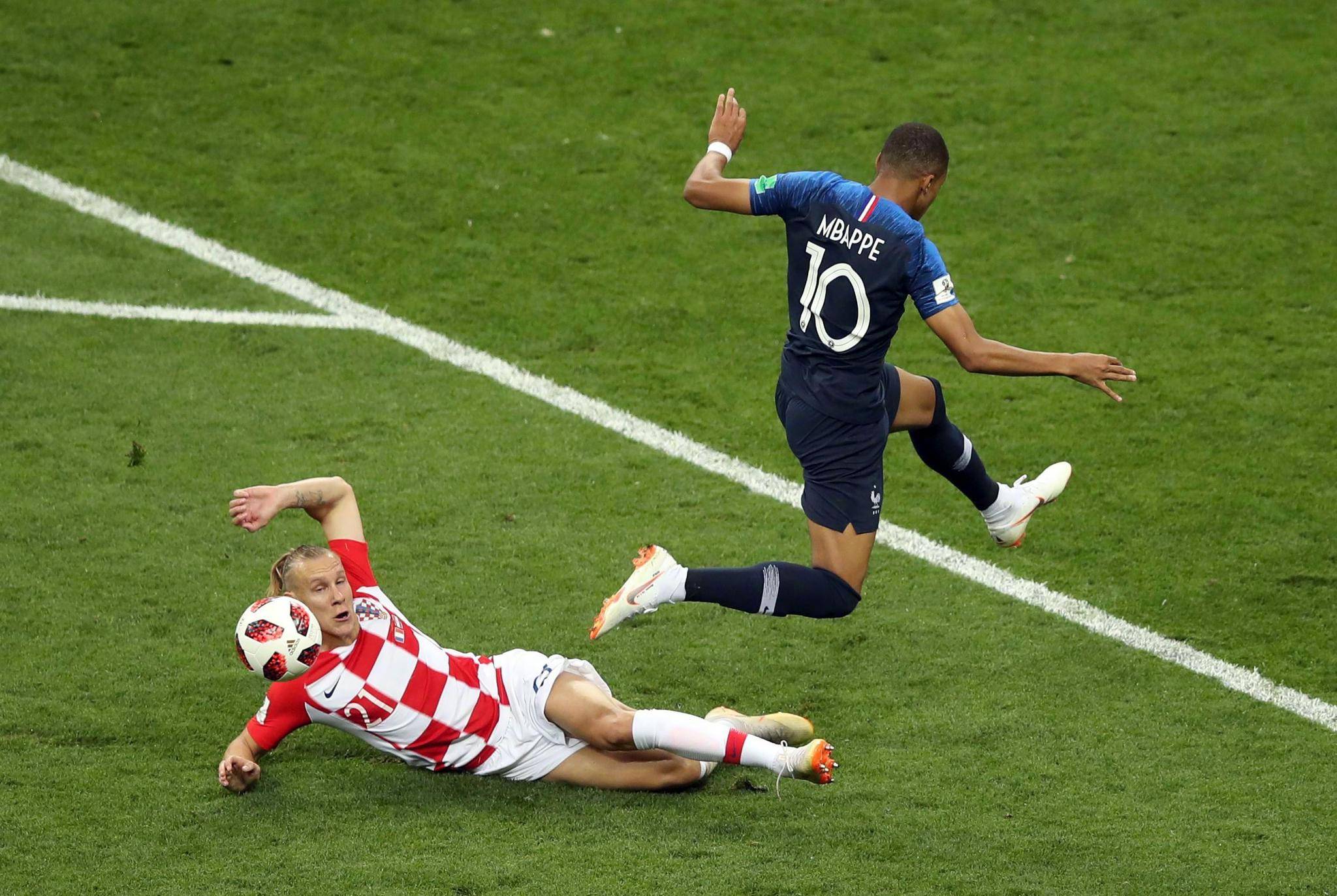 开云体育中国-捷克队壮烈征战，搏出欧国联小组