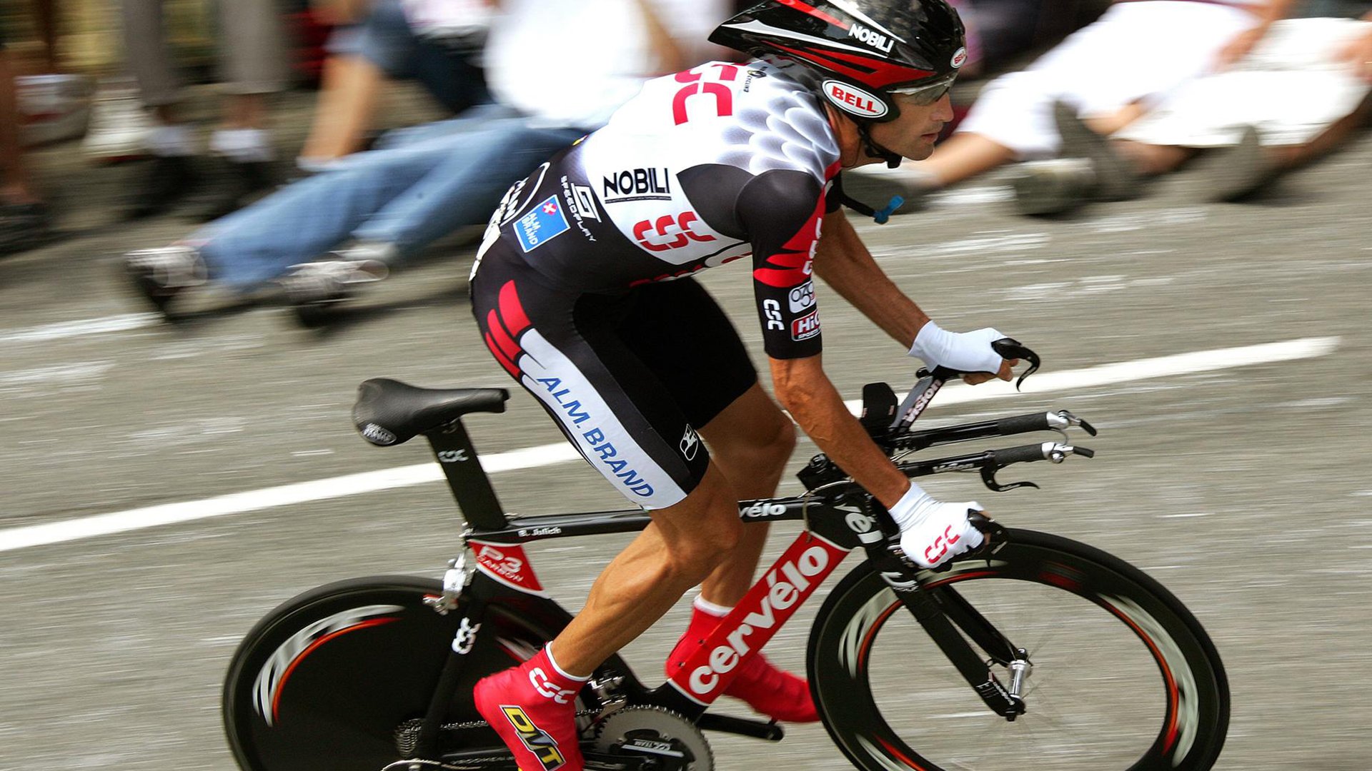 开云体育平台APP-孔德用实力证明自己，英格兰风暴冲垮亚特兰大神话